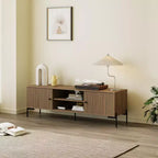 Meuble TV en bois de santal doré de 60 pouces de large, convient aux téléviseurs de 45 à 75 pouces, console média moderne avec placards de rangement et portes à lattes pour le salon