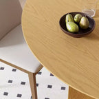 Table à manger ronde en bois massif de 42 x 42 po, finition naturelle et pieds élégants arqués pour salles à manger et cuisines modernes