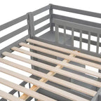 Lit superposé double sur simple avec bureau intégré, étagères, tiroirs multiples et escalier de rangement